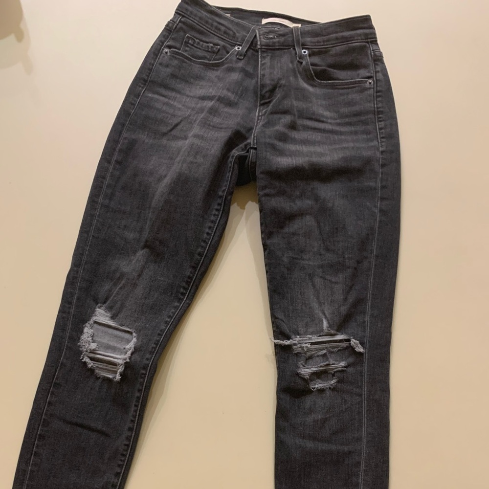 Levi’s Curvy Skinny Gray Wash Jeans
